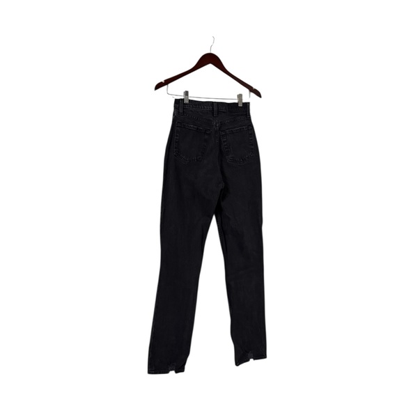 ABERCROMBIE & FITCH The 90’s Straight Ultra High Rise Curve Distressed Jeans - Picture 5 of 8